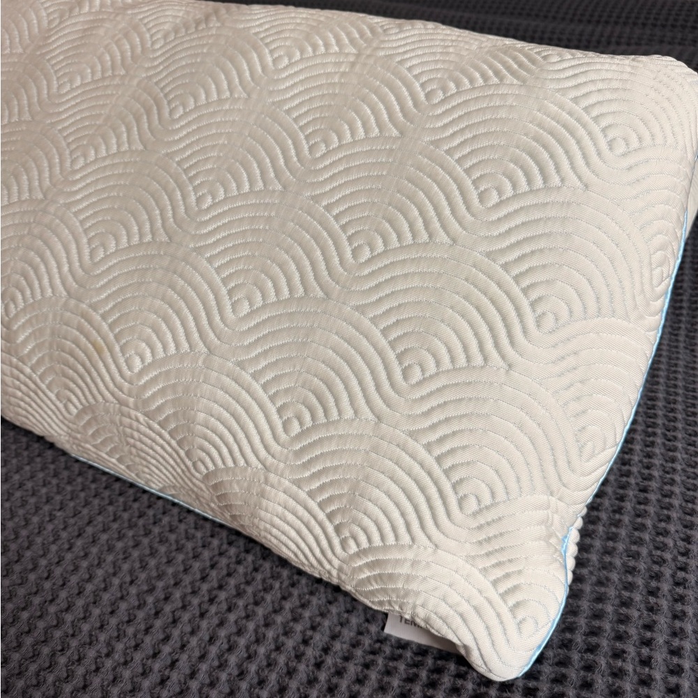 TEMPUR-Cloud® Adjustable Pillow (Set of 2)